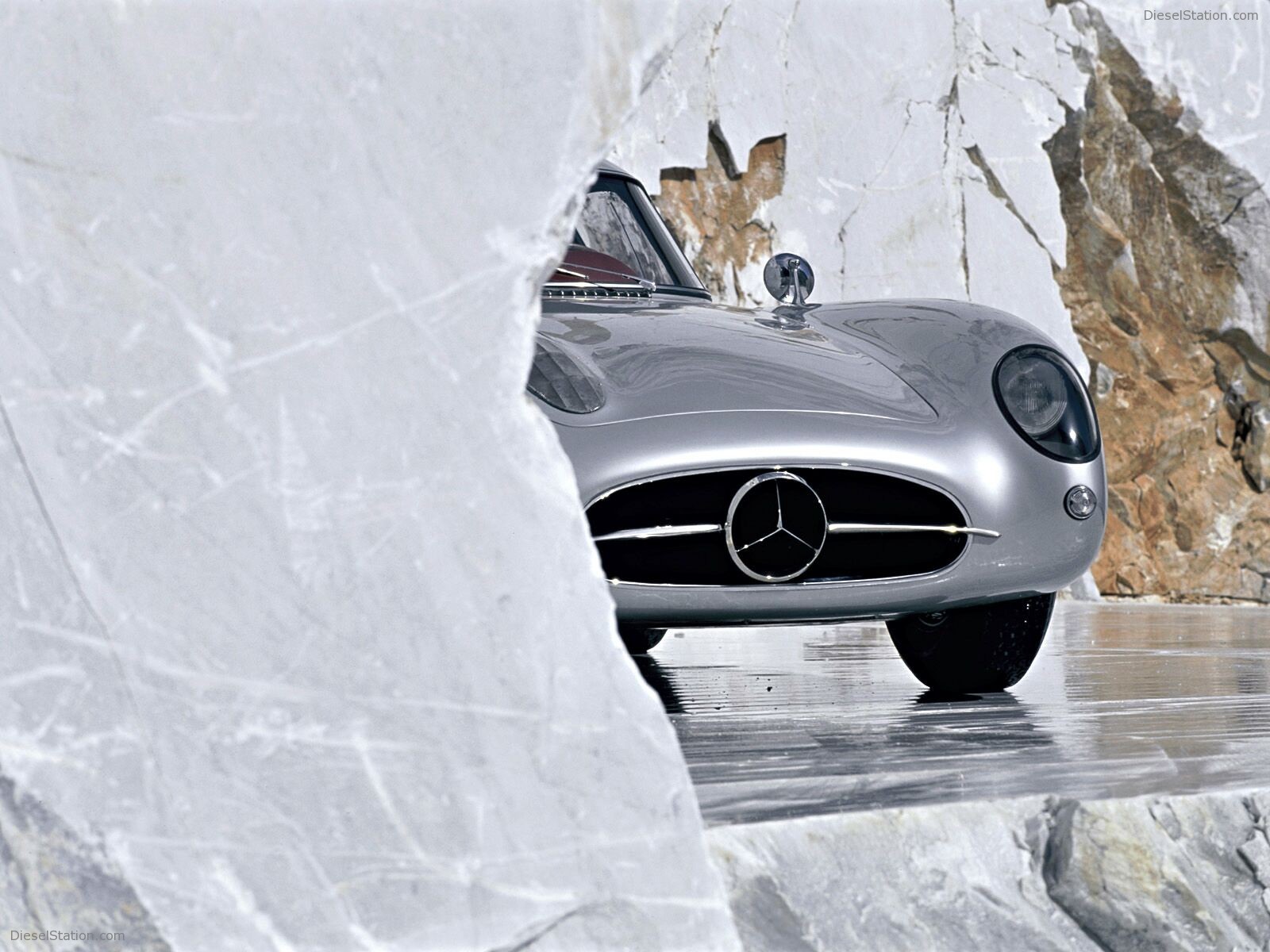 Mercedes SLR Class